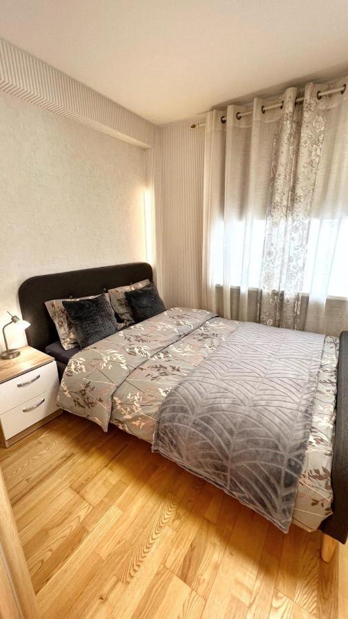 New Apartment With A View In The Town Center Narva Eksteriør billede